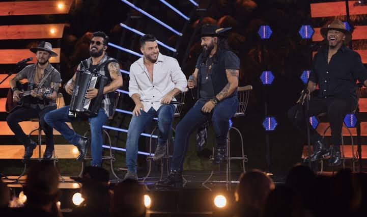 Murilo Huff e o grupo Traia Veia se apresentam em Curitiba em outubro