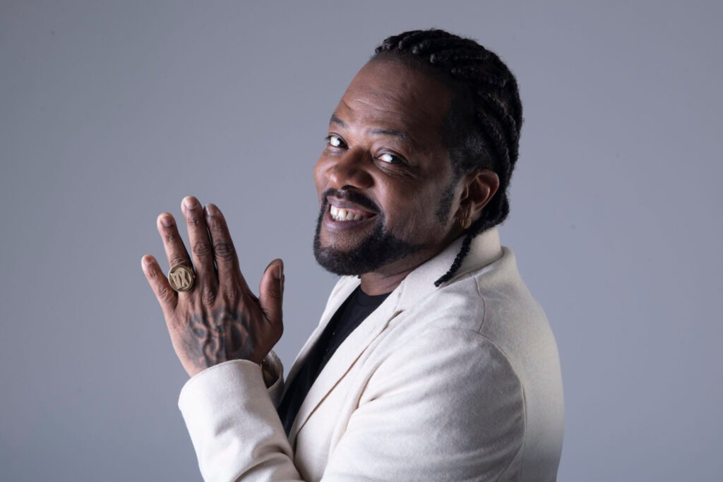 Xande de Pilares volta à Curitiba com o melhor do samba e pagode 