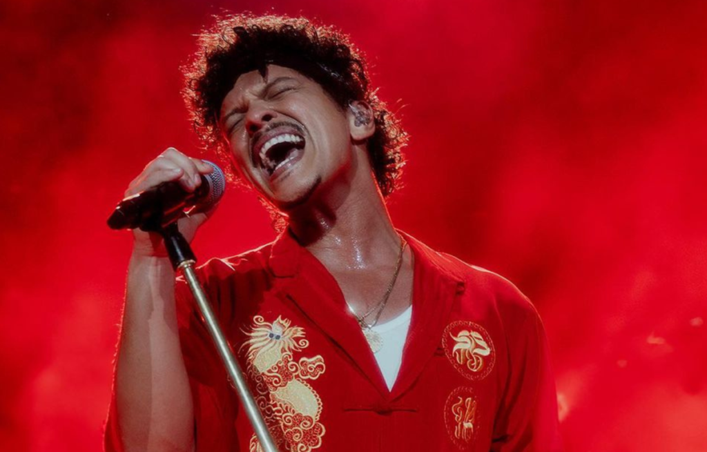 Bruno Mars anuncia a turnê ‘Live in Brazil’ que passará por São Paulo, Rio de Janeiro, Brasília, Belo Horizonte e Curitiba