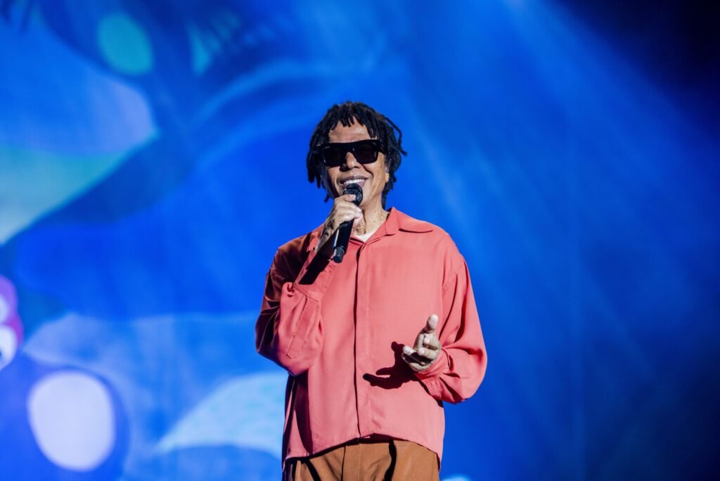 Djavan é selecionado pelo Spotify para ser um dos primeiros artistas brasileiros a usar Countdown Page