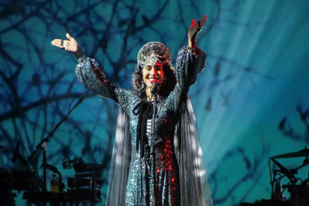 Marisa Monte anuncia show com orquestra na Pedreira Paulo Leminski – Ingressos Disponíveis