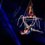 Michael Jackson ganha tributo nas alturas em espetáculo de circo em Curitiba